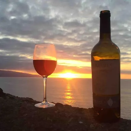 Casa Cassanelli By The Ocean * Ribeira Grande